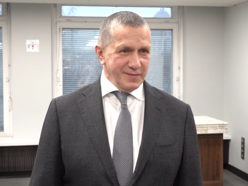 Юрий Трутнев поздравил дальневосточников с Днем защитника Отечества